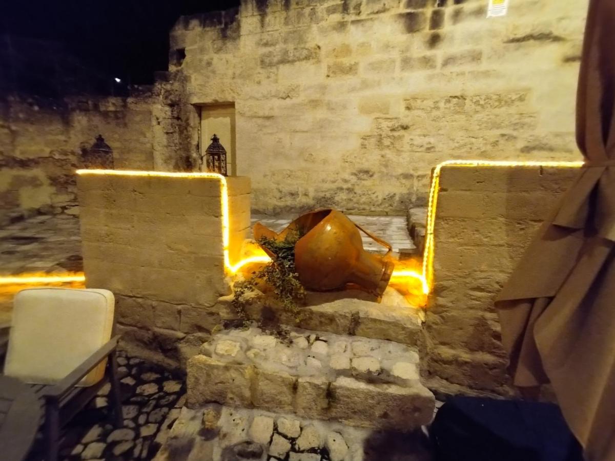 ホテル La Dimora Delle 3 Zie マテーラ エクステリア 写真